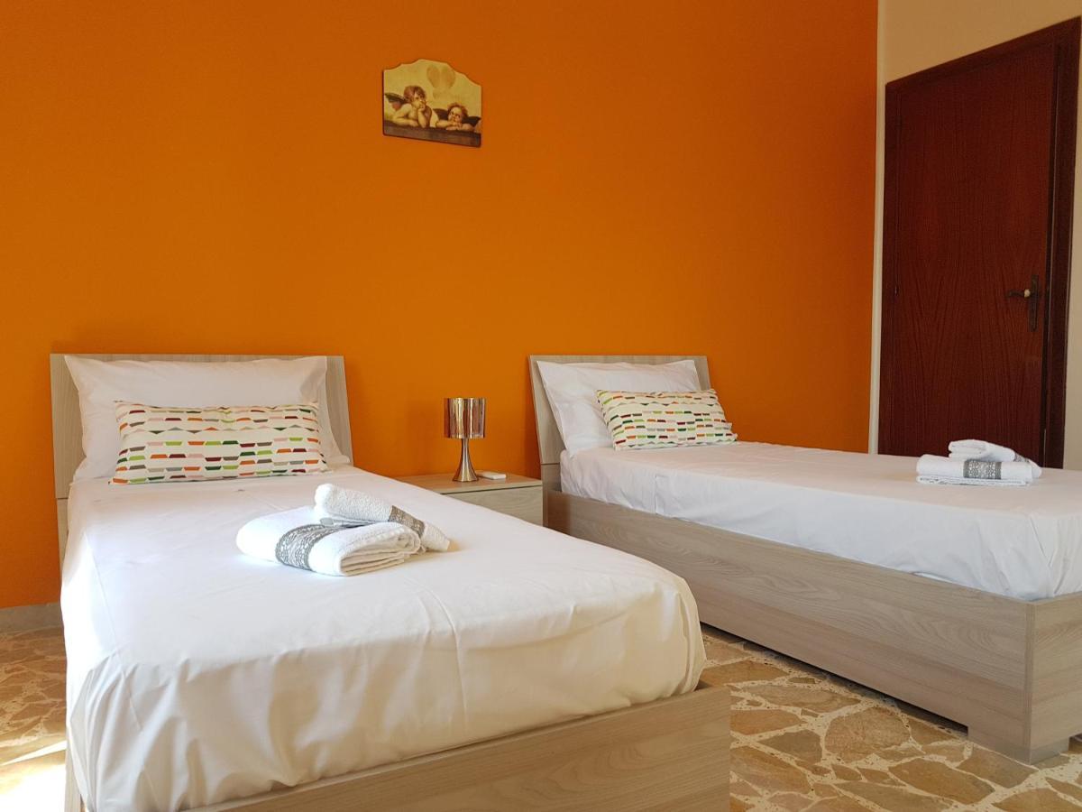 Case Vacanze Profumo Di Mare ชิคลี ภายนอก รูปภาพ