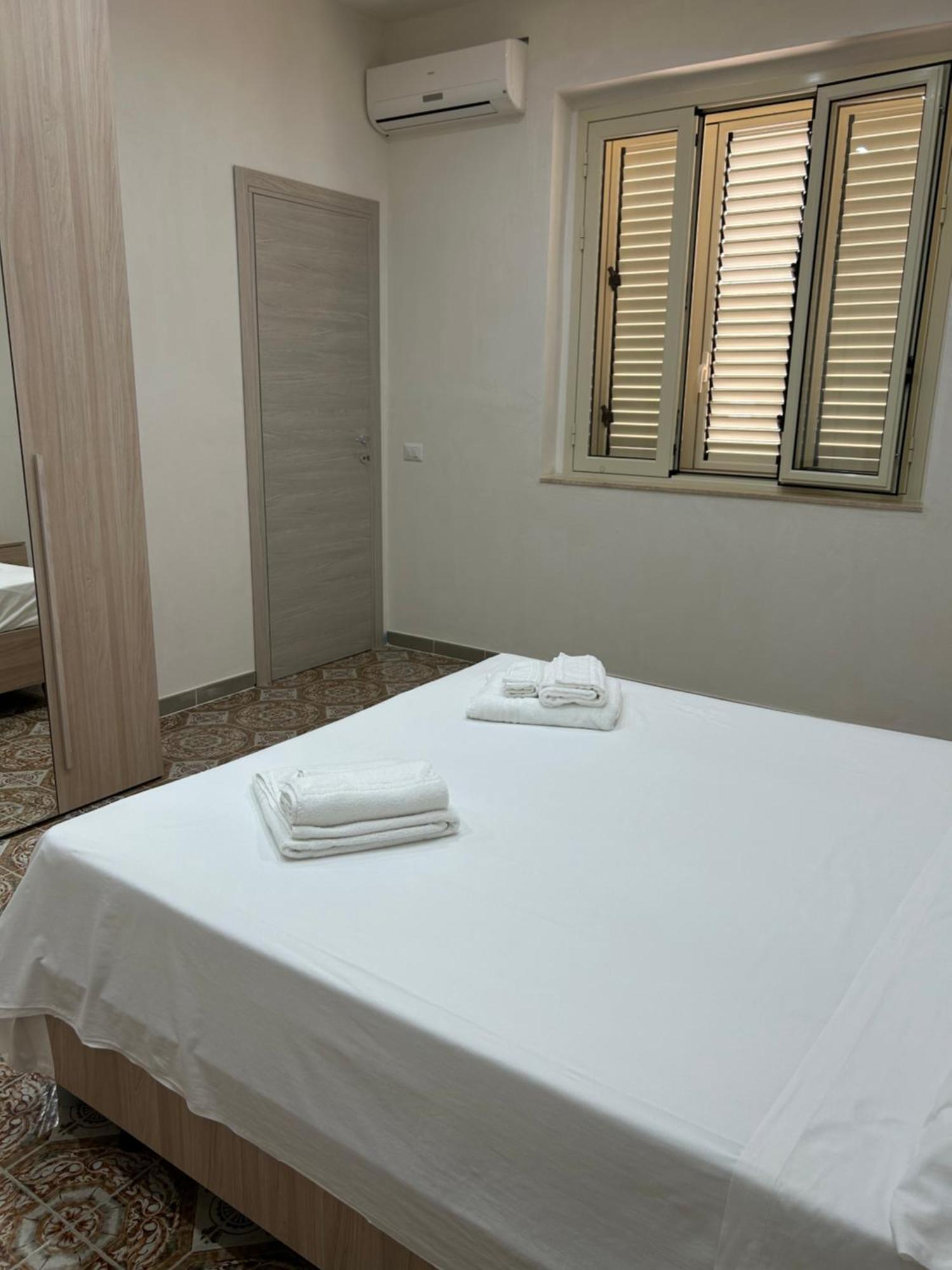 Case Vacanze Profumo Di Mare ชิคลี ภายนอก รูปภาพ